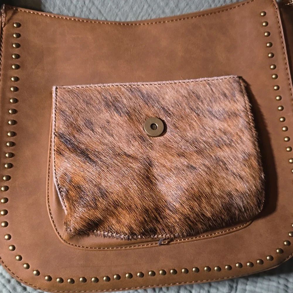 Trinity Ranch Tan Shoulder Conceal Carry Bag with Fringe Detail – NWOT - Picture 5 of 9